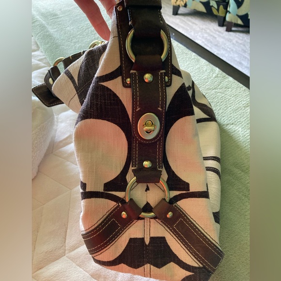 Authentic Coach Purse - Picture 2 of 11